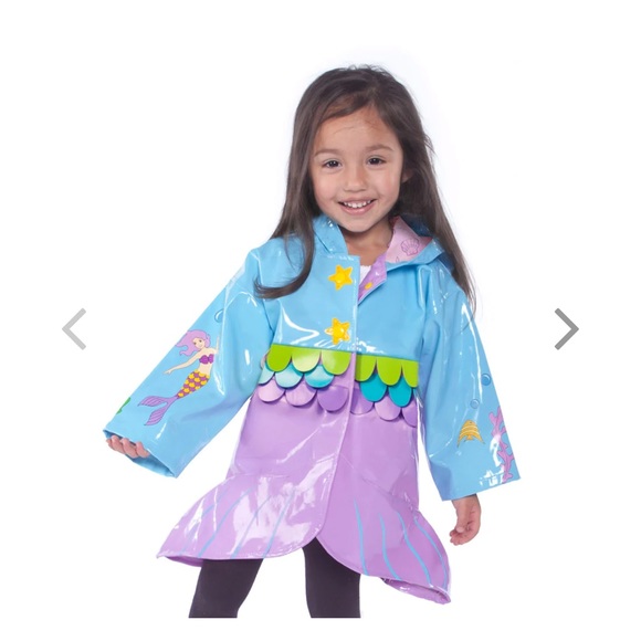 Kidorable Other - Kidorable mermaid rain coat/jacket size 6/7